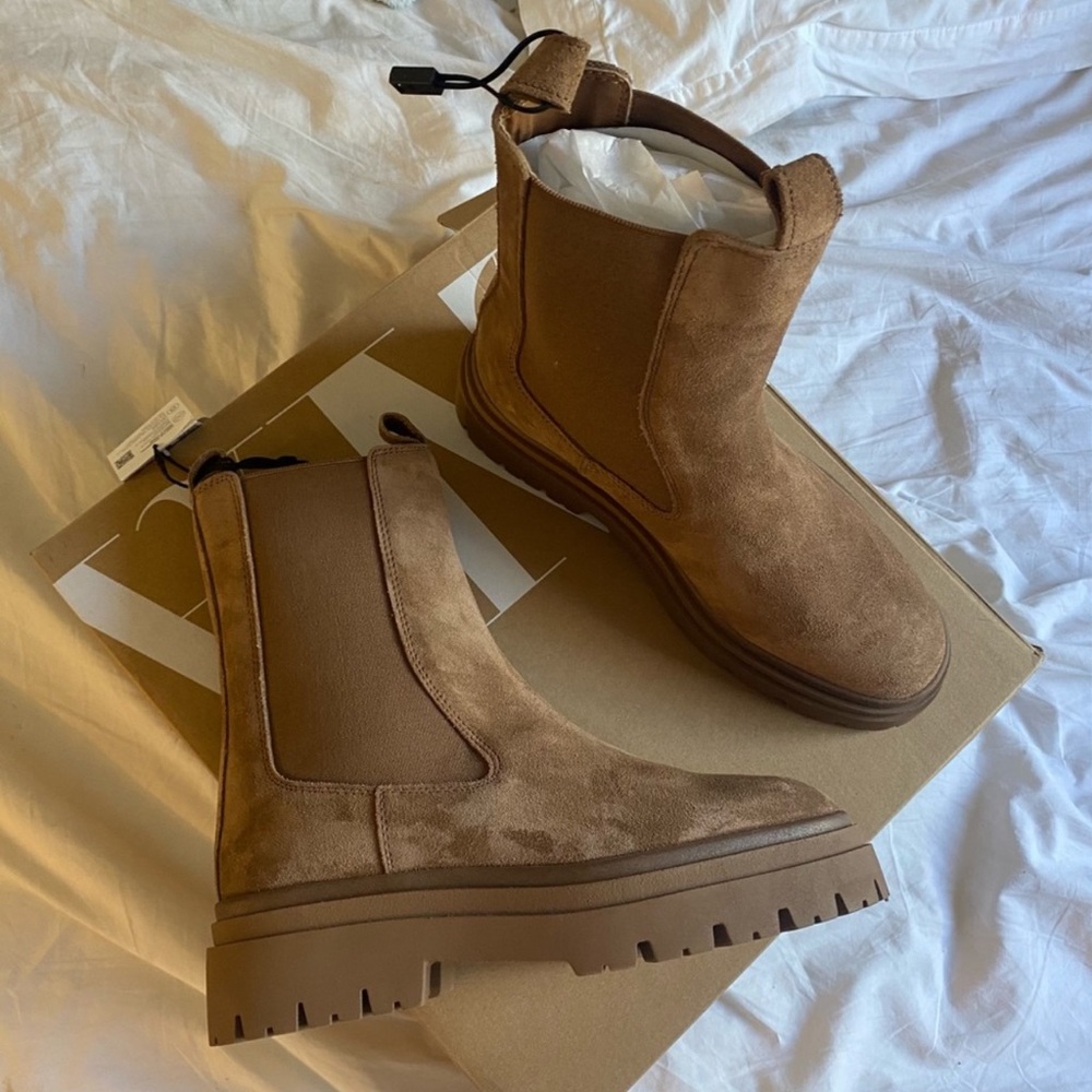 Zara lug boots